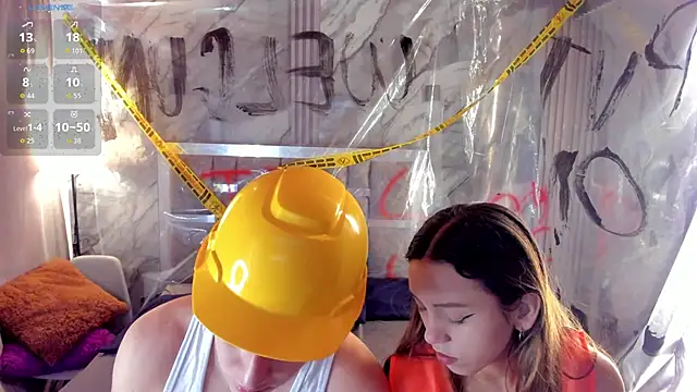 Snapshot of Manson_and_Zoe chatting on 03/15/26, 11:49 Manson and Zoe online show from 03/15/26, 11:49