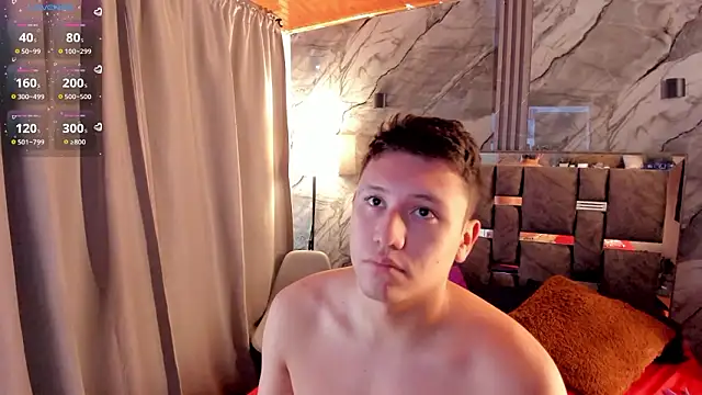 Snapshot of Manson_and_Zoe chatting on 03/19/26, 11:25 Manson and Zoe online show from 03/19/26, 11:25