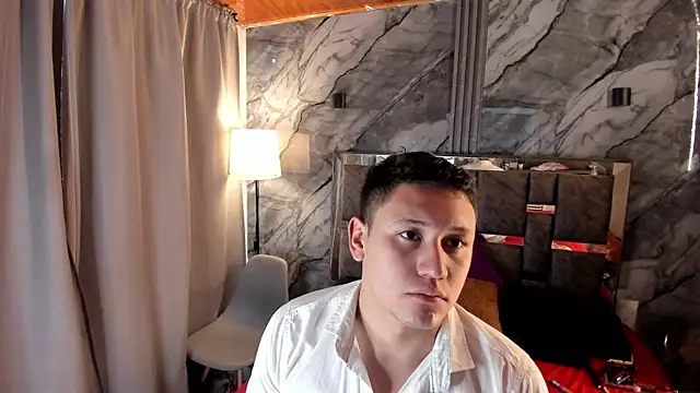 Snapshot of Manson_and_Zoe chatting on 03/20/26, 11:37 Manson and Zoe online show from 03/20/26, 11:37