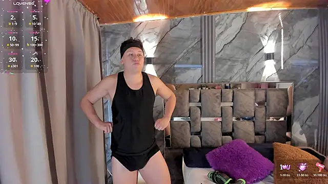 Snapshot of Manson_and_Zoe chatting on 03/28/26, 11:21 Manson and Zoe online show from 03/28/26, 11:21