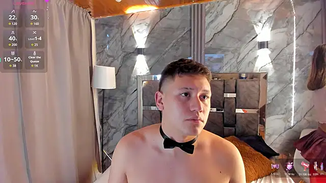 Snapshot of Manson_and_Zoe chatting on 03/30/26, 11:33 Manson and Zoe online show from 03/30/26, 11:33