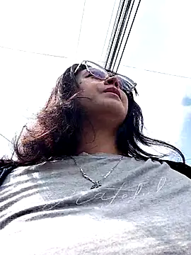 Snapshot of Mari-98 chatting on 03/02/26, 07:10 Mari-98 online show from 03/02/26, 07:10