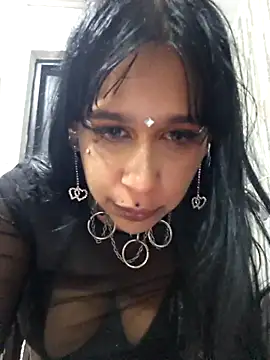 Snapshot of valen_ros chatting on 05/20/26, 06:14 valen ros online show from 05/20/26, 06:14