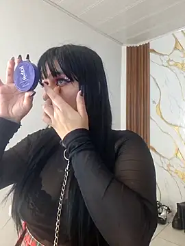 Snapshot of valen_ros chatting on 05/26/26, 07:37 valen ros online show from 05/26/26, 07:37