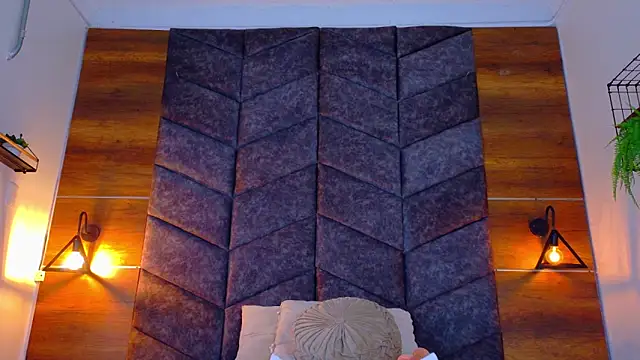 FernandaBrown   online show from 03/23/26, 07:51