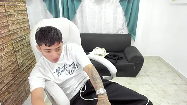 Snapshot of Wesleey-Boy chatting on 02/17/26, 06:14 Wesleey-Boy online show from 02/17/26, 06:14