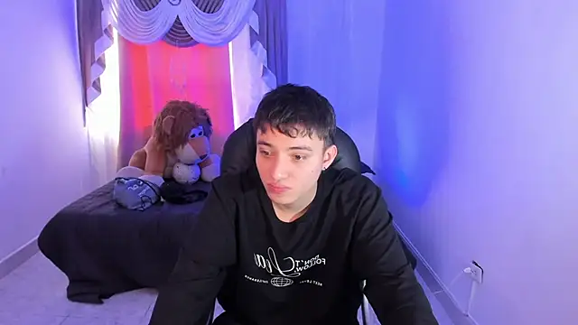 Snapshot of Wesleey-Boy chatting on 02/25/26, 07:45 Wesleey-Boy online show from 02/25/26, 07:45