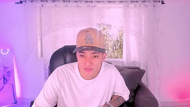 Wesleey-Boy online show from 03/30/26, 08:21