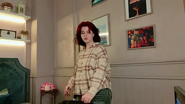 Milana Bold online show from 05/22/26, 08:36