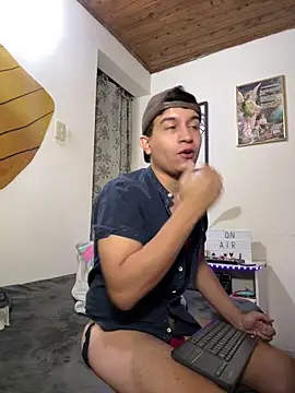 MaxParker21 online show from 03/05/26, 12:34