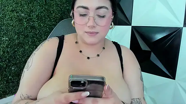 mady musex online show from 04/19/26, 03:17