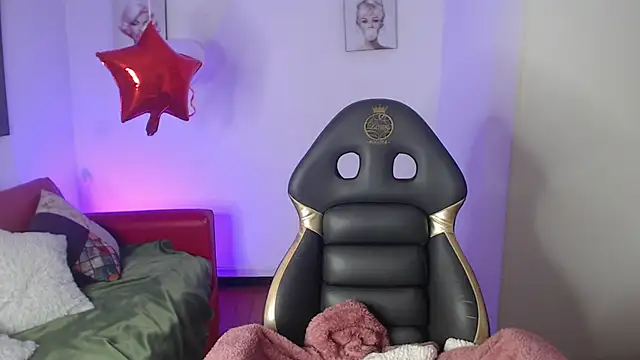 Katia pretty x online show from 02/22/26, 08:40