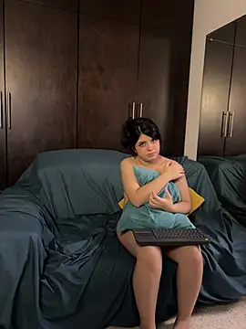 EmilyAndAndrew online show from 02/20/26, 06:26