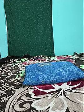 Snapshot of Tamilkannadacouple chatting on 05/31/26, 10:00 Tamilkannadacouple online show from 05/31/26, 10:00