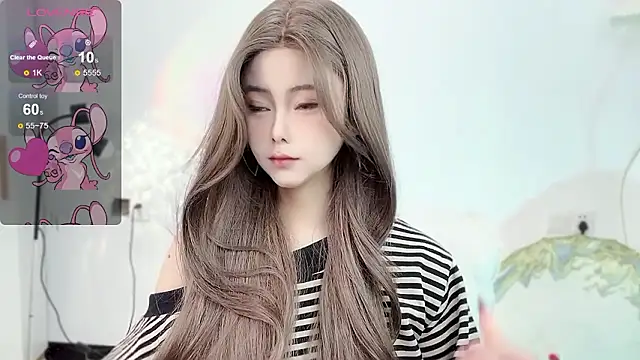 Snapshot of Memeli0 chatting on 03/04/26, 03:56 Memeli0 online show from 03/04/26, 03:56