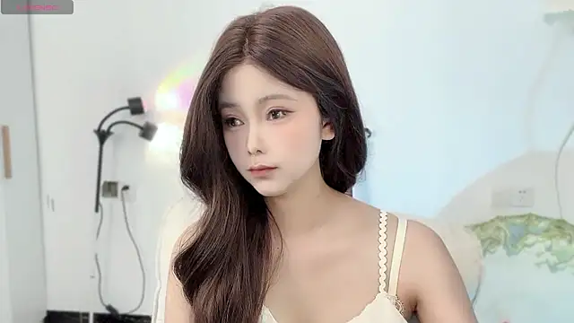 Snapshot of Memeli0 chatting on 04/07/26, 03:18 Memeli0 online show from 04/07/26, 03:18