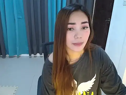 Snapshot of babydenxx69 chatting on 03/17/26, 05:22 babydenxx69 online show from 03/17/26, 05:22