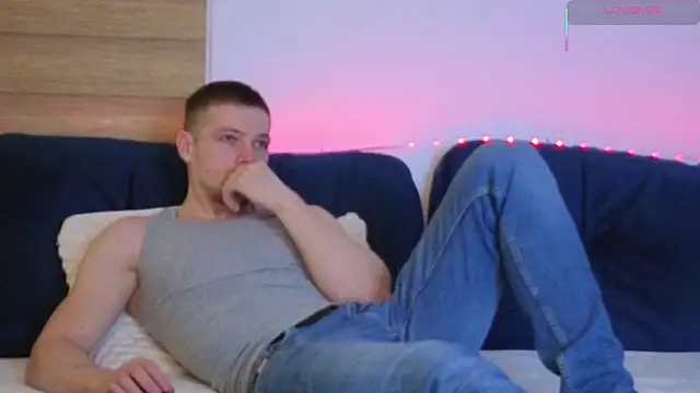 JulianTurner online show from 02/14/26, 09:39