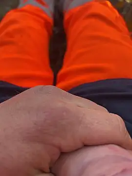 enormebitedu31 online show from 03/02/26, 12:01