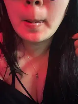 Snapshot of HaleyKin chatting on 03/15/26, 04:57 HaleyKin online show from 03/15/26, 04:57