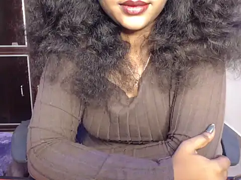 Snapshot of VixenNandhu chatting on 04/30/26, 07:42 VixenNandhu online show from 04/30/26, 07:42