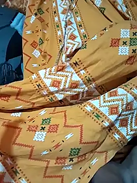 Snapshot of Sweet-runi chatting on 02/05/26, 02:11 Sweet-runi online show from 02/05/26, 02:11