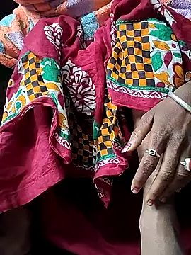 Snapshot of Sweet-runi chatting on 02/19/26, 01:56 Sweet-runi online show from 02/19/26, 01:56