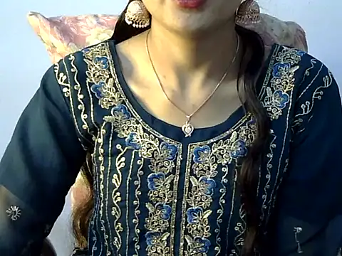 Snapshot of Mehaak_ chatting on 03/05/26, 04:47 Mehaak online show from 03/05/26, 04:47