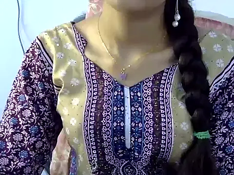 Snapshot of Mehaak_ chatting on 03/25/26, 06:41 Mehaak online show from 03/25/26, 06:41