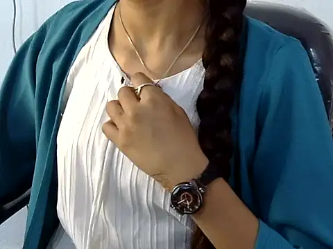 Snapshot of Mehaak_ chatting on 03/28/26, 06:24 Mehaak online show from 03/28/26, 06:24