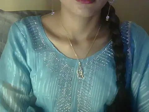 Snapshot of Mehaak_ chatting on 04/07/26, 06:25 Mehaak online show from 04/07/26, 06:25