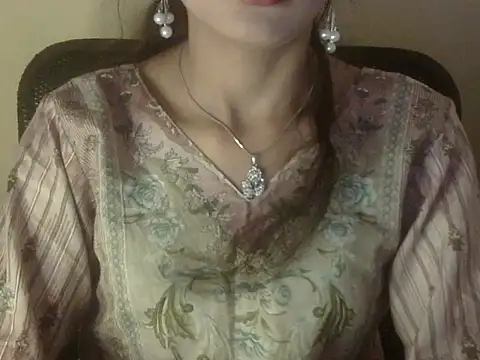 Snapshot of Mehaak_ chatting on 05/07/26, 06:52 Mehaak online show from 05/07/26, 06:52