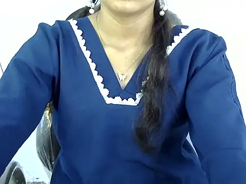 Snapshot of Mehaak_ chatting on 06/29/26, 10:15 Mehaak online show from 06/29/26, 10:15