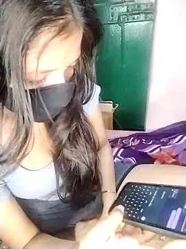 Snapshot of Naina-hott chatting on 03/23/26, 06:12 Naina-hott online show from 03/23/26, 06:12