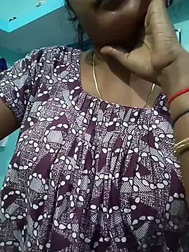 Snapshot of sweetAkhi chatting on 06/15/26, 06:54 sweetAkhi online show from 06/15/26, 06:54