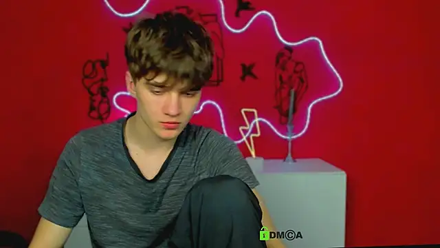 Snapshot of emil_lucky chatting on 03/30/26, 11:06 emil lucky online show from 03/30/26, 11:06