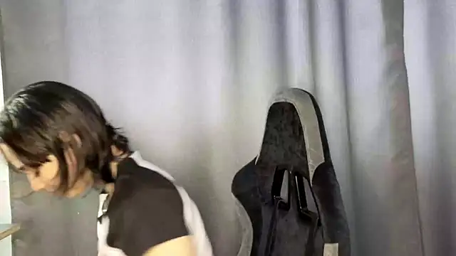 Snapshot of PureSofia chatting on 02/20/26, 01:11 PureSofia online show from 02/20/26, 01:11