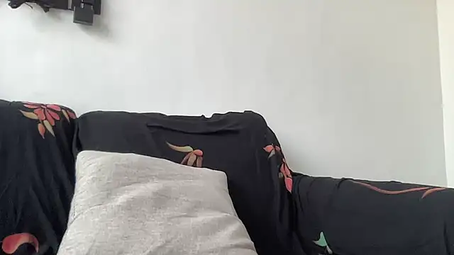 Snapshot of LoveeeeSabrina chatting on 04/09/26, 02:00 LoveeeeSabrina online show from 04/09/26, 02:00