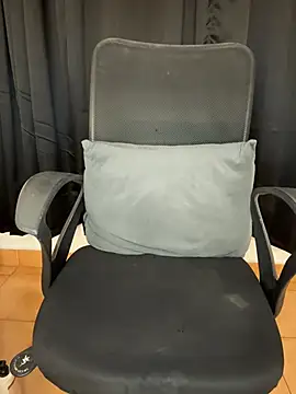 Snapshot of Shreenn chatting on 03/11/26, 05:08 Shreenn online show from 03/11/26, 05:08