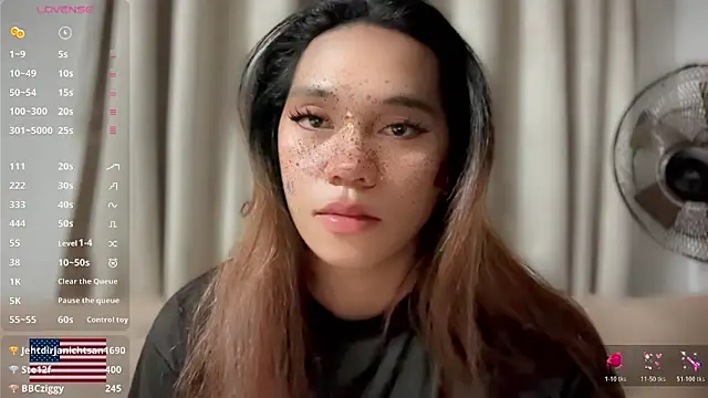 Snapshot of Kelly_Mckinney chatting on 04/02/26, 08:28 Kelly Mckinney online show from 04/02/26, 08:28