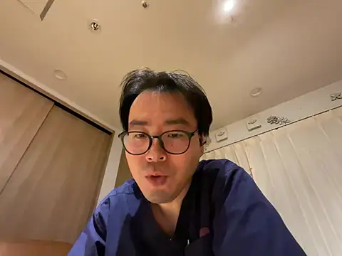 Snapshot of shizuku-kun211 chatting on 07/28/26, 02:13 shizuku-kun211 online show from 07/28/26, 02:13