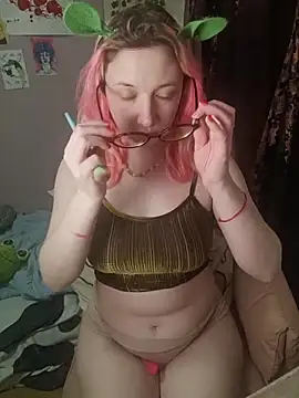 Snapshot of PinkyDavi chatting on 04/11/26, 10:14 PinkyDavi online show from 04/11/26, 10:14