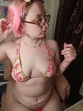 Snapshot of PinkyDavi chatting on 04/12/26, 05:40 PinkyDavi online show from 04/12/26, 05:40