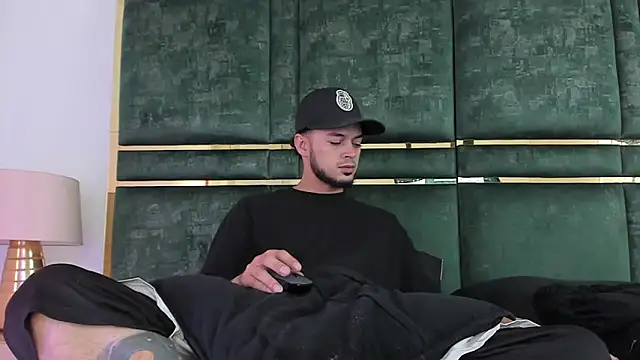 Snapshot of GaelyCoral chatting on 02/13/26, 11:28 GaelyCoral online show from 02/13/26, 11:28