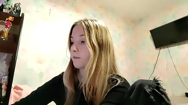 TiaBIanks online show from 03/11/26, 09:48