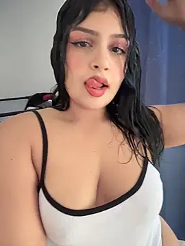 Snapshot of kloe_sexxxy chatting on 02/28/26, 06:09 kloe sexxxy online show from 02/28/26, 06:09