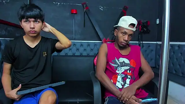 Jeanpieroo26 online show from 02/27/26, 07:47