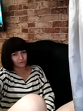 Snapshot of itismyhobby chatting on 12/19/25, 01:23 itismyhobby online show from 12/19/25, 01:23