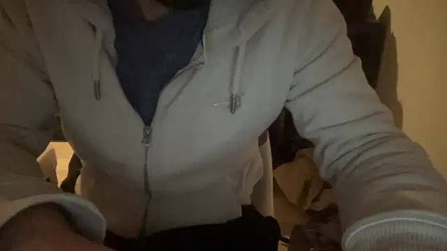 Snapshot of raoulbtnbois chatting on 02/15/26, 12:36 raoulbtnbois online show from 02/15/26, 12:36