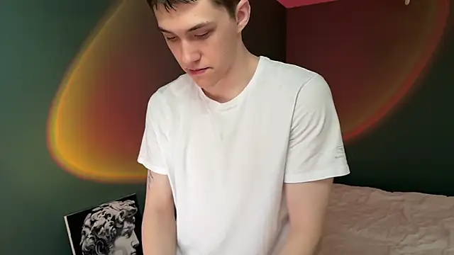 Snapshot of cronck52 chatting on 03/24/26, 12:10 cronck52 online show from 03/24/26, 12:10